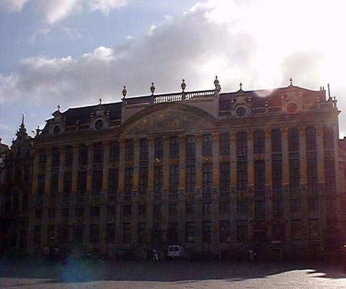 [Gold Guildhall]